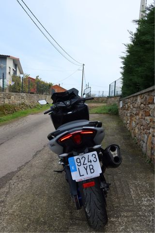 Yamaha TMAX 560