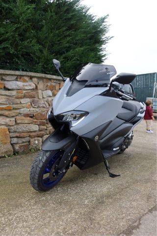 Yamaha TMAX 560