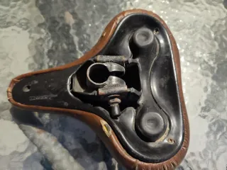 Sillín Bassano Marrón para Bicicleta