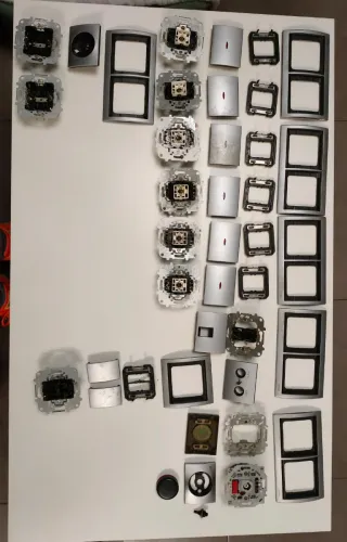 Llaves de luz NIESSEN (interruptores)