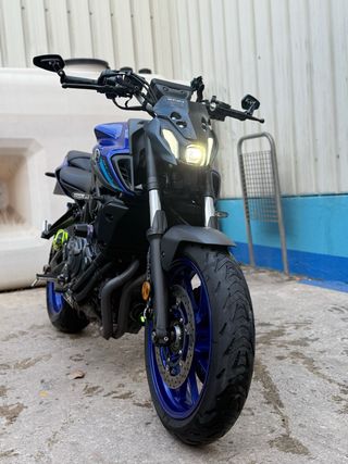 Yamaha MT-07 Azul y Negra