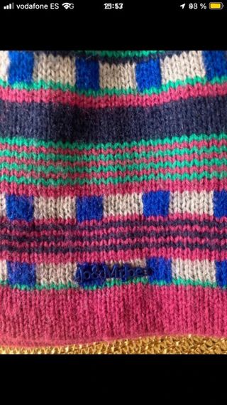 Gorro de lana pompón fucsia