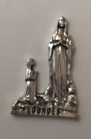 Virgen de Lourdes Medalla y Postal