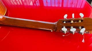 YA NO QUEDAN GUITARRAS COMO LA BELINDA