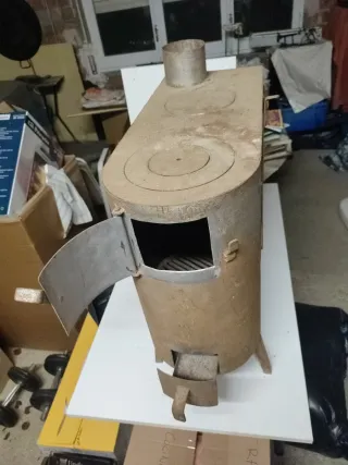 Cocina de hierro antigua