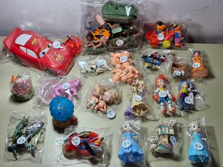 Figuras de colección variadas