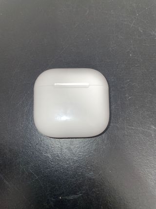 AirPods 4 ANC