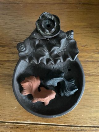 Inciensario de cerámica con peces