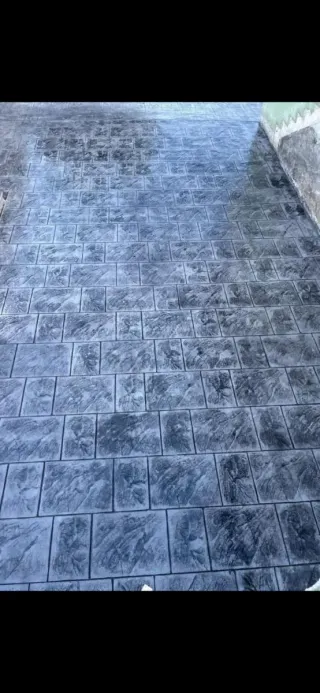 Hormigón impreso con brújula