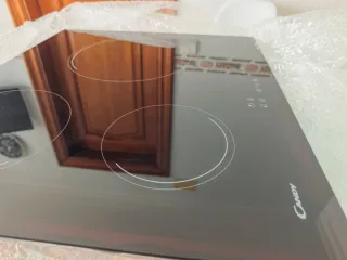Placa Vitrocerámica Candy CH63CC Nueva