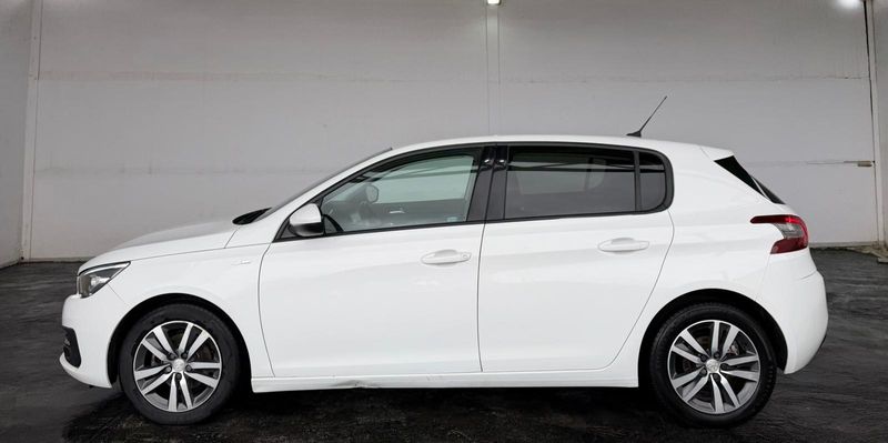 Peugeot 308 2021, foto 6
