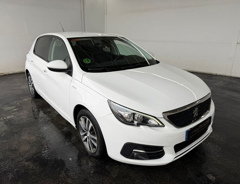 Peugeot 308 2021, foto 11