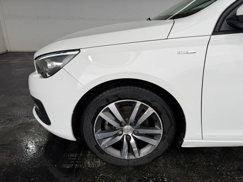 Peugeot 308 2021, foto 5