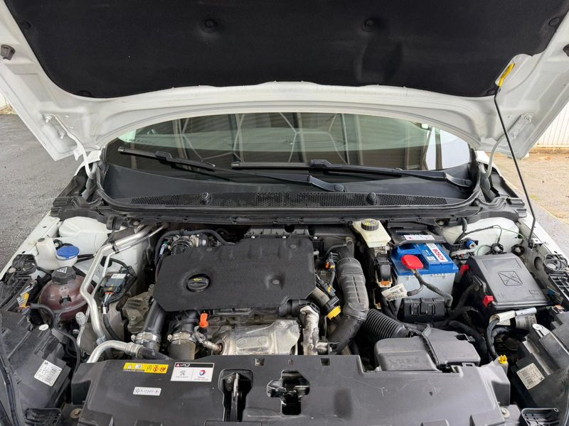 Peugeot 308 2021, foto 38