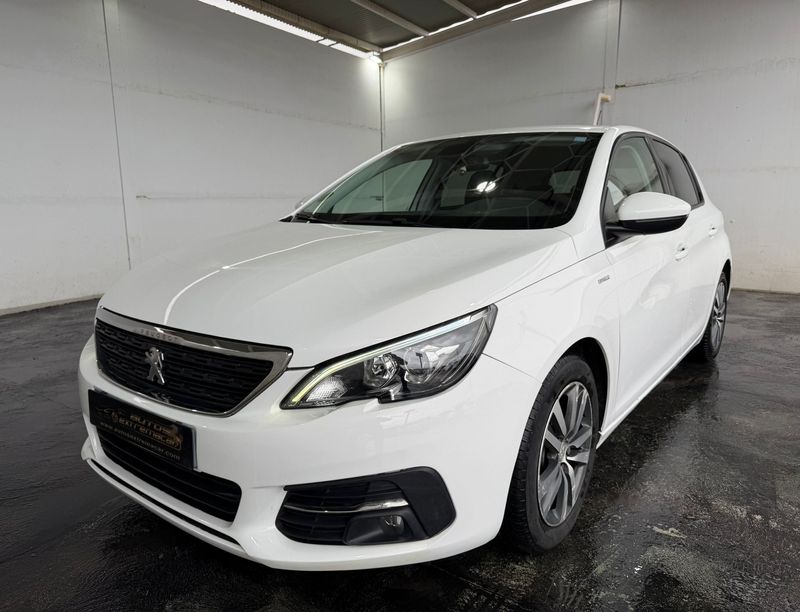 Peugeot 308 2021, foto 41