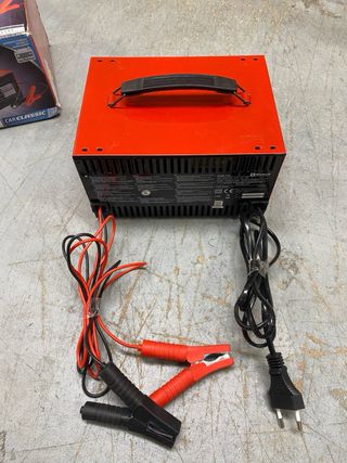 Carregador Bateria Einhell CC-BC 10 E