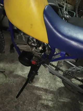 Moto Infantil Italjet Azul/Amarillo