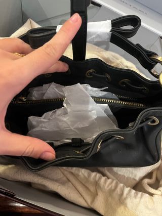 Bolso Gortari Negro Piel