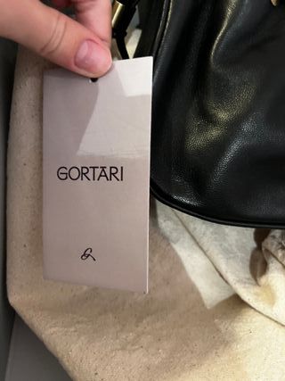 Bolso Gortari Negro Piel