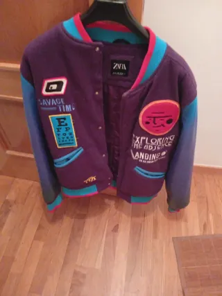 Chaqueta Zara Talla M Estampada