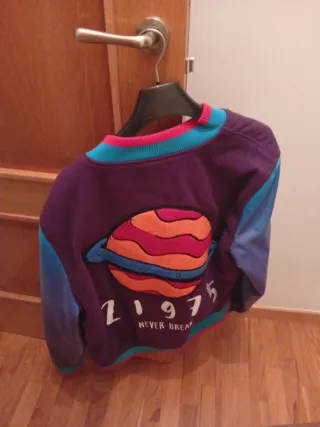 Chaqueta Zara Talla M Estampada