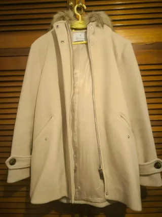 Abrigo beige Stradivarius Talla S