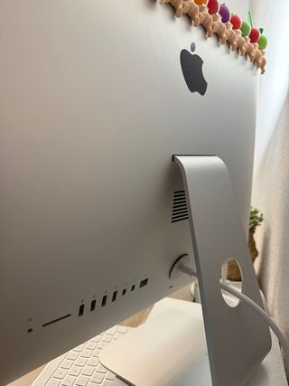 iMac Apple Plata y Blanco