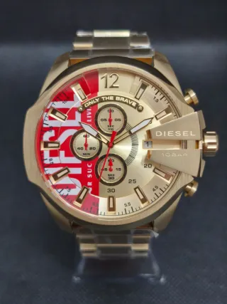 Reloj Diesel DZ4642 Mega Chief Hombre Oro/Rojo