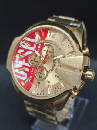 Reloj Diesel DZ4642 Mega Chief Hombre Oro/Rojo