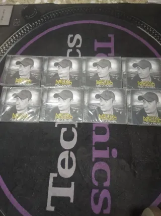 8 CD Rap Metal Pesado (scatole danneggiate)