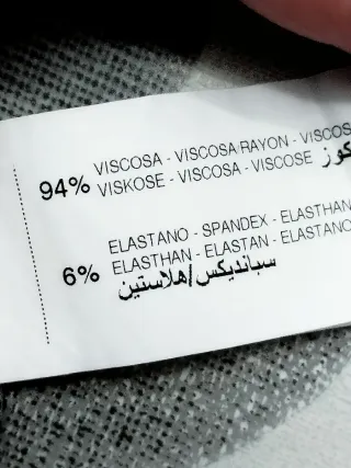 Camiseta flores blanco y negro Talla L