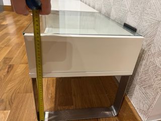 Mueble TV IKEA blanco lacado patas metal