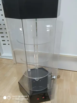 Vitrina giratoria expositora con luz