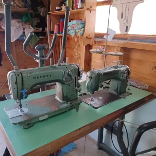 2 Máquinas de Coser Refrey Planas