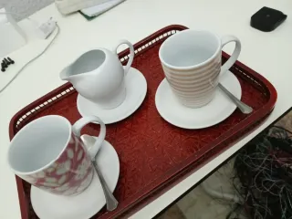 Juego de café/té 2 tazas + jarrita
