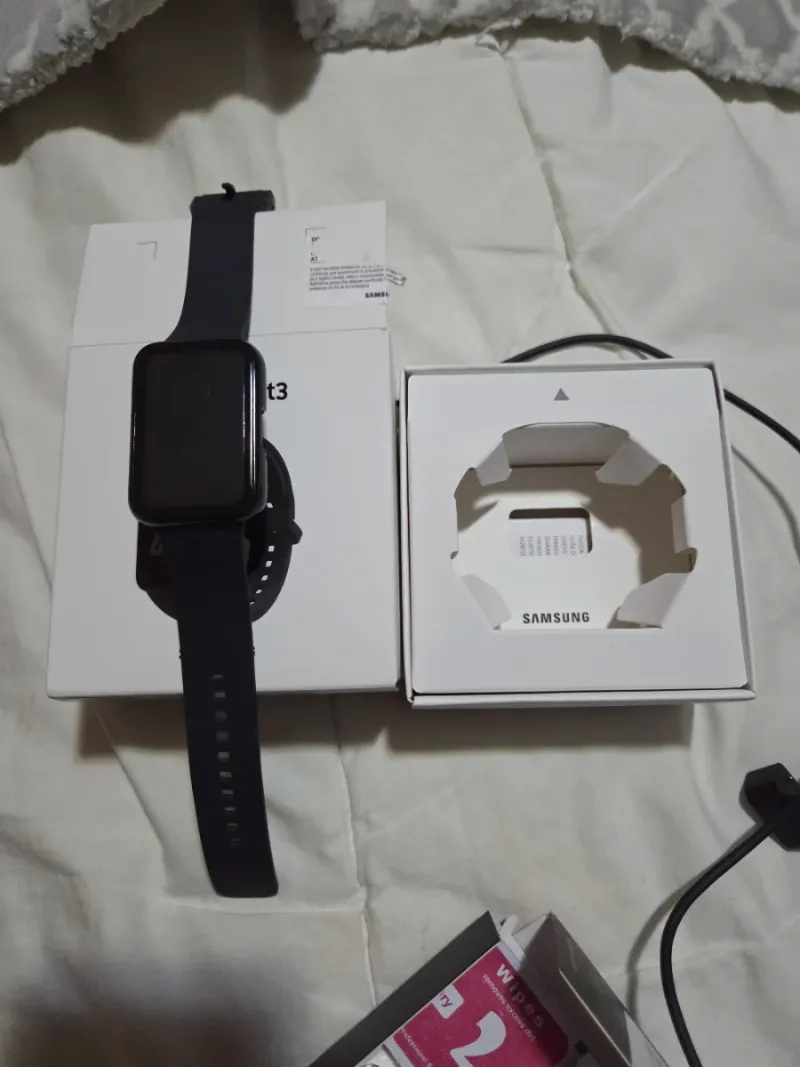 !!OFERTA!! Samsung Galaxy Fit3 Smartwatch Negro afbeelding 2