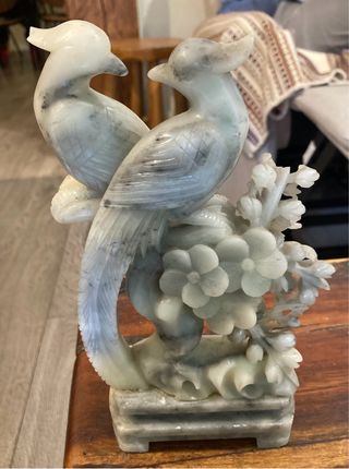 Figura de jade de pájaros y flores
