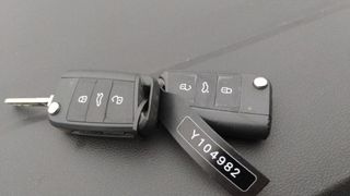 Volkswagen Polo Advance 1.0 59 kW (80 CV)