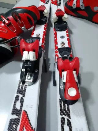 Conjunto esquí y botas niño