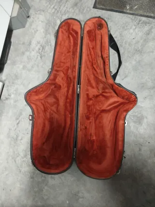 Funda para saxofón tenor Selmer Flight