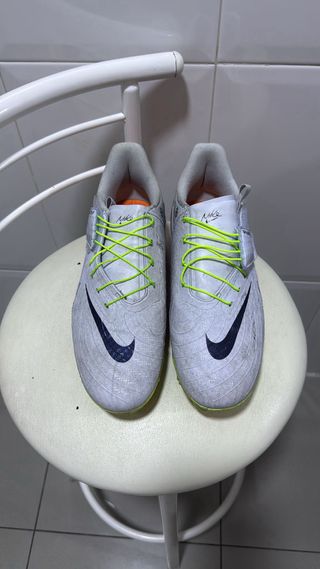 Botas Fútbol Nike Phantom Talla 42