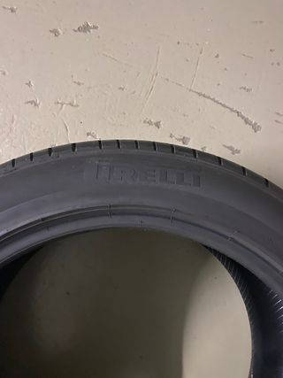 Neumáticos Pirelli P Zero 275/45R21 y 315/40R21