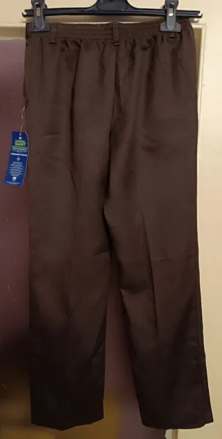 Pantalón niño marrón