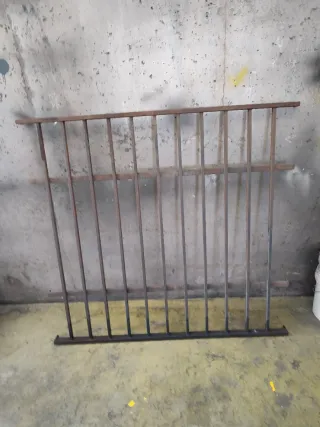 Reja metálica de seguridad