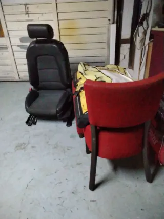 Ayudante de tapiceria