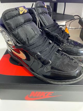 Jordan 1 Retro High black metallic gold (2020)