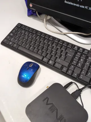 Pc MINIX +pantalla+teclado+raton PC Completo Negro