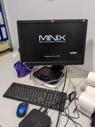 Pc MINIX +pantalla+teclado+raton PC Completo Negro