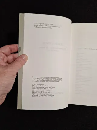 Sadie Plant. Ceros + Unos