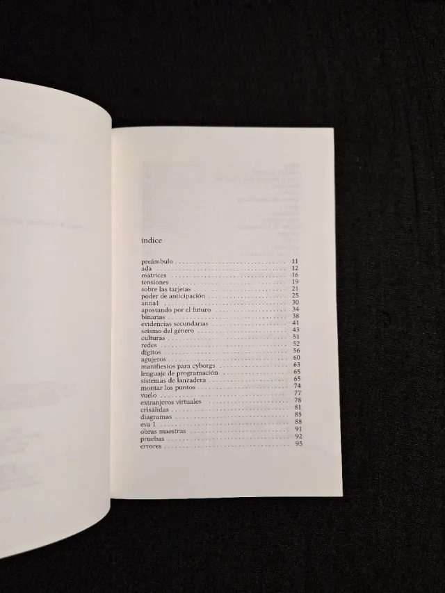 Sadie Plant. Ceros + Unos